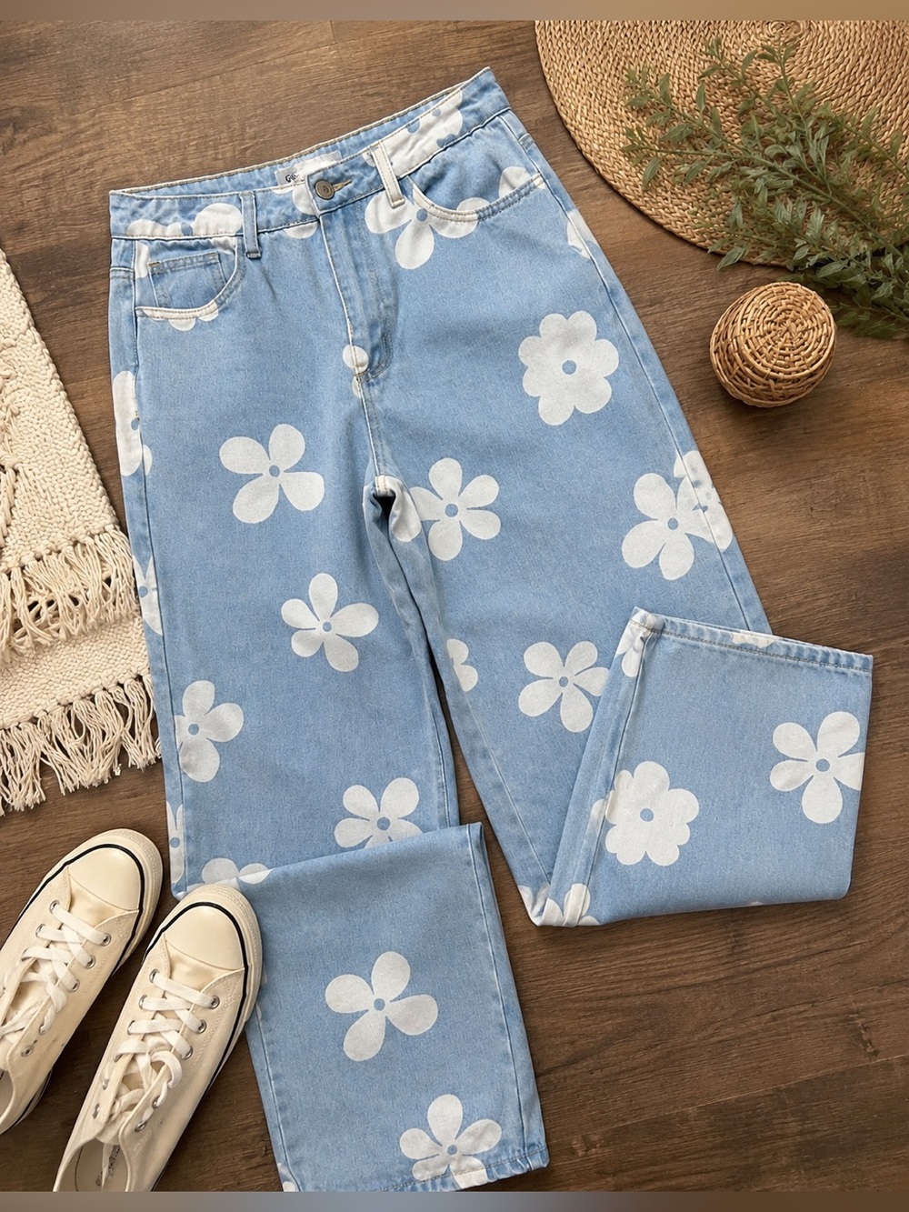 GOGO Jeans Daisy Print Wide Leg Jeans Size 11/30 | Y2K Floral Denim